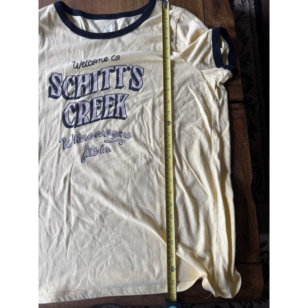 Schitt’s Creek Yellow Ringer Graphic Tee Women’s L “Welcome to Schitt’s Creek” - Picture 7 of 10